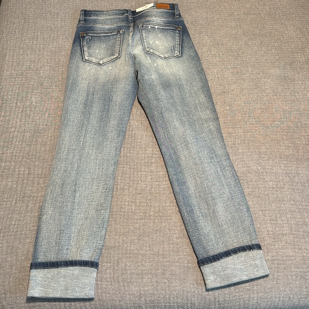 Judy Blue boyfriend jeans - Picture 2 of 4